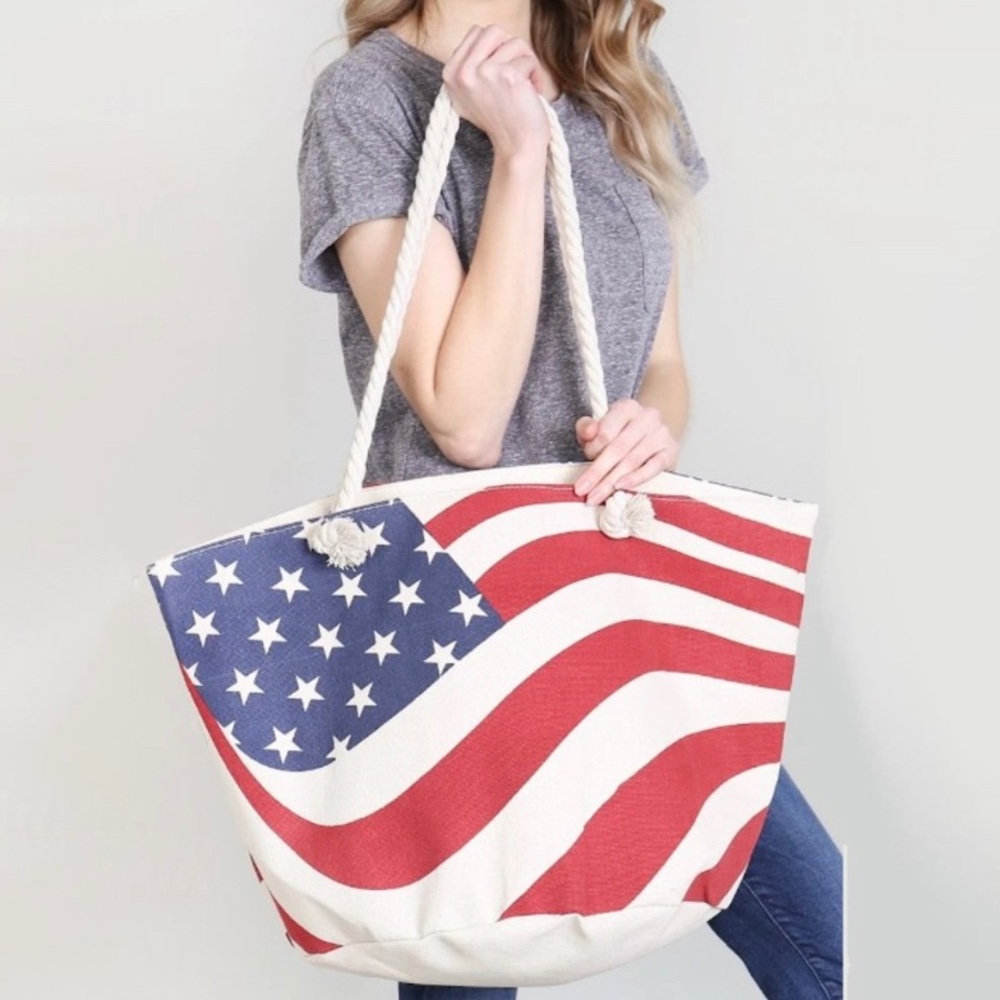 🇺🇸 American Flag Style Large Tote 🇺🇸